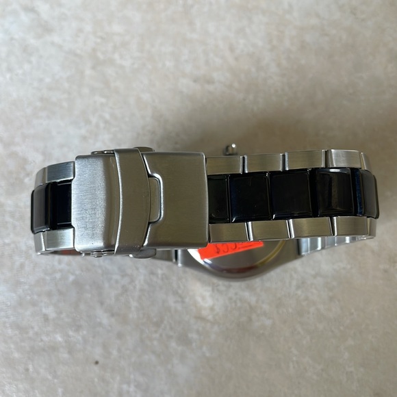 Armitron men battery water resistant 165ft stainless steel date&day - Picture 6 of 7